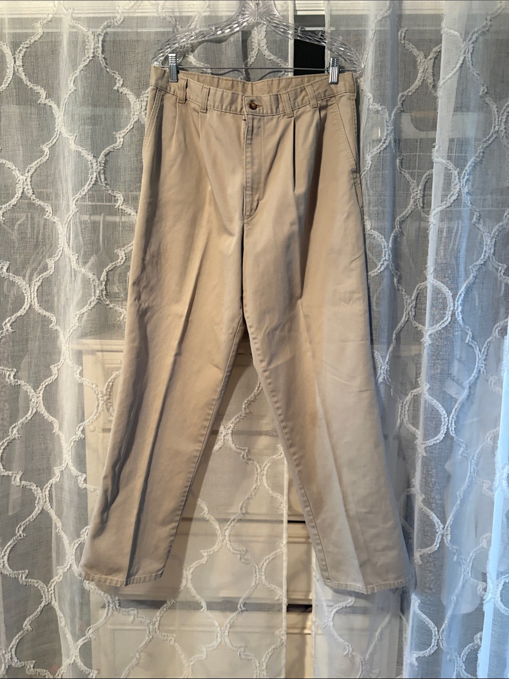 Classic Men's Pleated Chino Pants in Tan